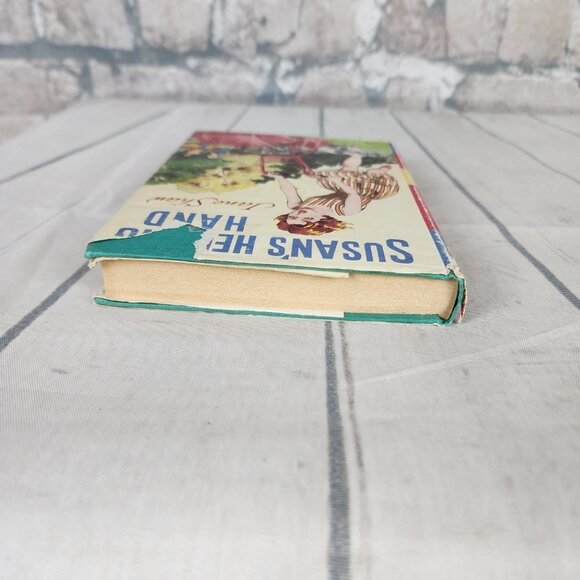 2/$25 Vintage 1955  Susan&#39;s Helping Hands By Jane Shaw Hardcover Novel - Picture 6 of 11